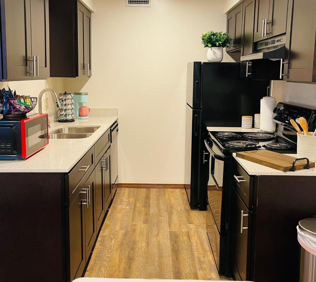Ou-2 Bed 2 Bath Apartment Close To Ou Oklahoma City Kültér fotó